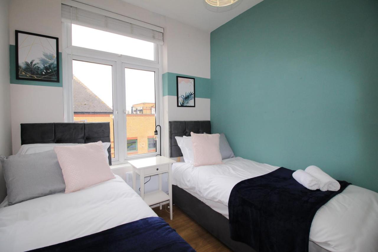 City Centre Gem In Southend Near The Beach, Station And Parking Apartment ภายนอก รูปภาพ